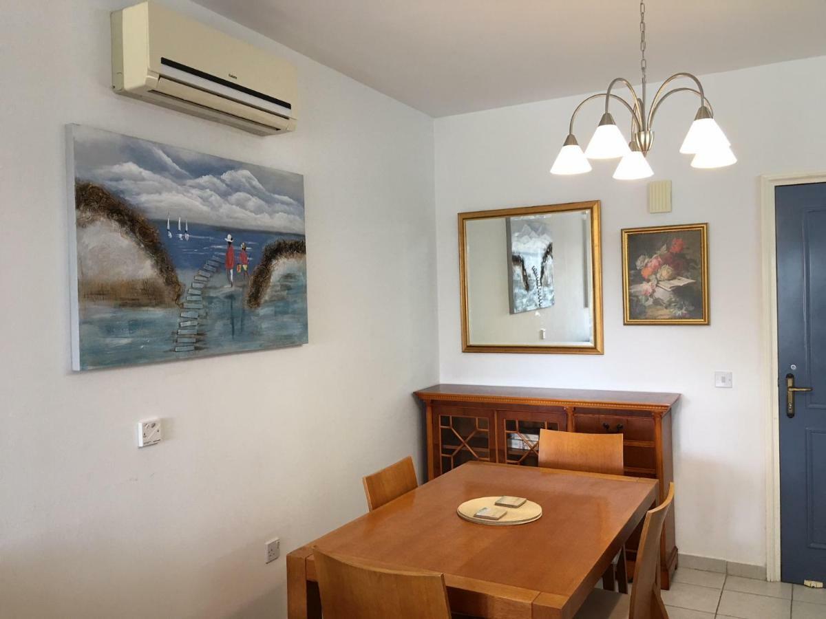 Limnaria Gardens - Modern 1 Bed, Walk To Beach & Shops Pafos Exterior foto